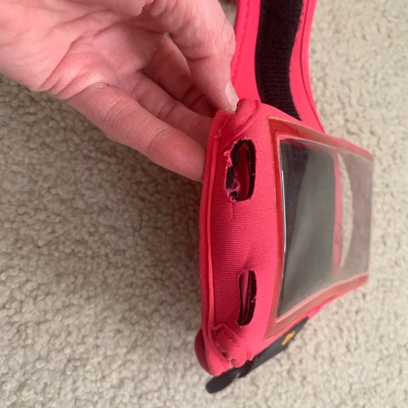 Gear Beast Running Armband for IPhone 6 - Picture 6 of 8